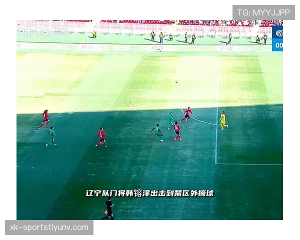 故意回传门将为何不判犯规？规则拆解守门员接球禁区限制